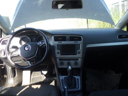 2017 Volkswagen Golf S