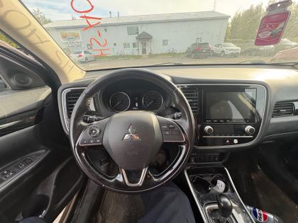 2020 Mitsubishi Outlander ES