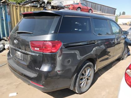 2020 Kia Sedona LX