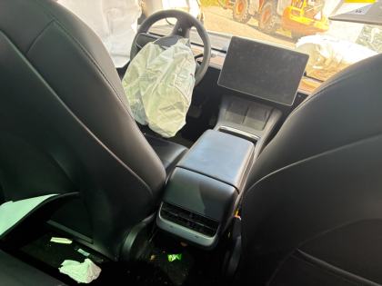 2023 Tesla 3 Performance