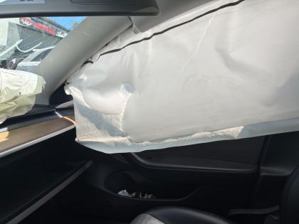 2023 Tesla 3 Performance