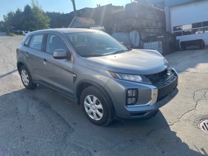 2022 Mitsubishi RVR SE