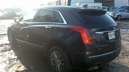2019 GM Xt5 Base