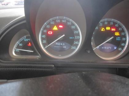 2003 Mercedes-Benz SL500 Base