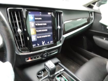 2018 Volvo S90 T5 Momentum