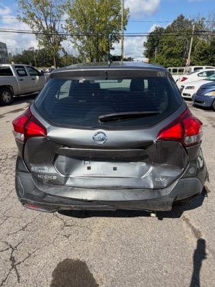 2019 Nissan Kicks S